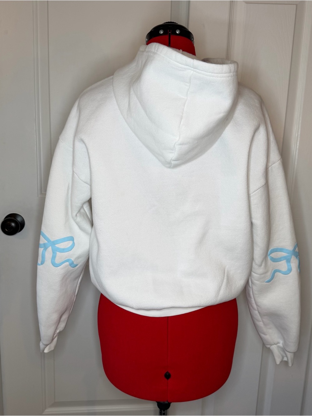 Edikted White Long Sleeve Pullover Hoodie Light Baby Blue Bows Women XS Pocket